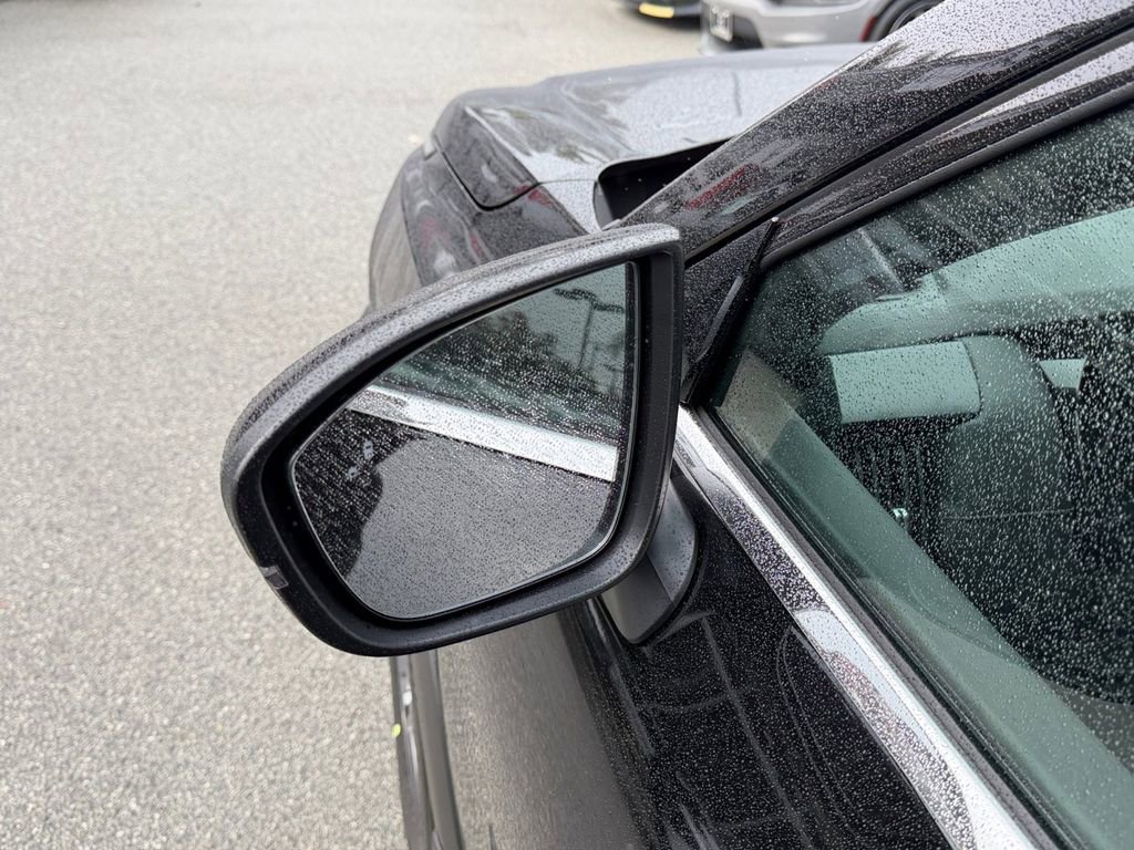 New 2025 Nissan Pathfinder SV image 34