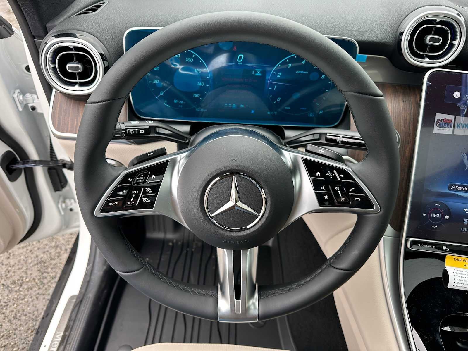New 2026 Mercedes-Benz GLC 300 4MATIC image 23