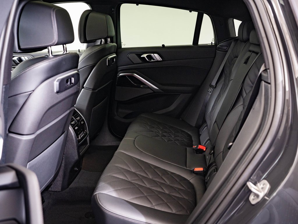 New 2026 BMW X6 xDrive40i image 33