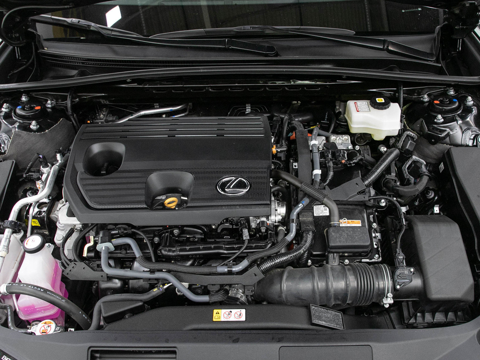 Used 2025 Lexus ES 300h FWD image 31