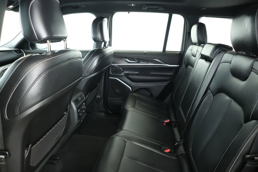 Used 2025 Jeep Grand Cherokee Limited 4xe image 19