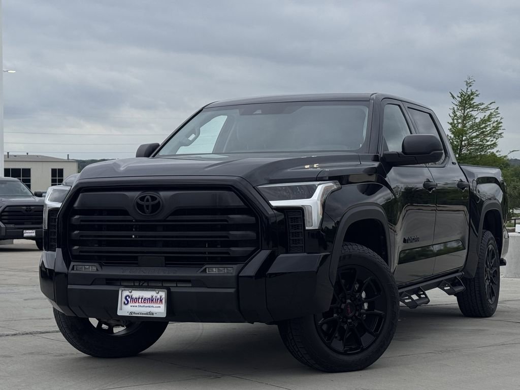 Used 2023 Toyota Tundra SR5 image 2