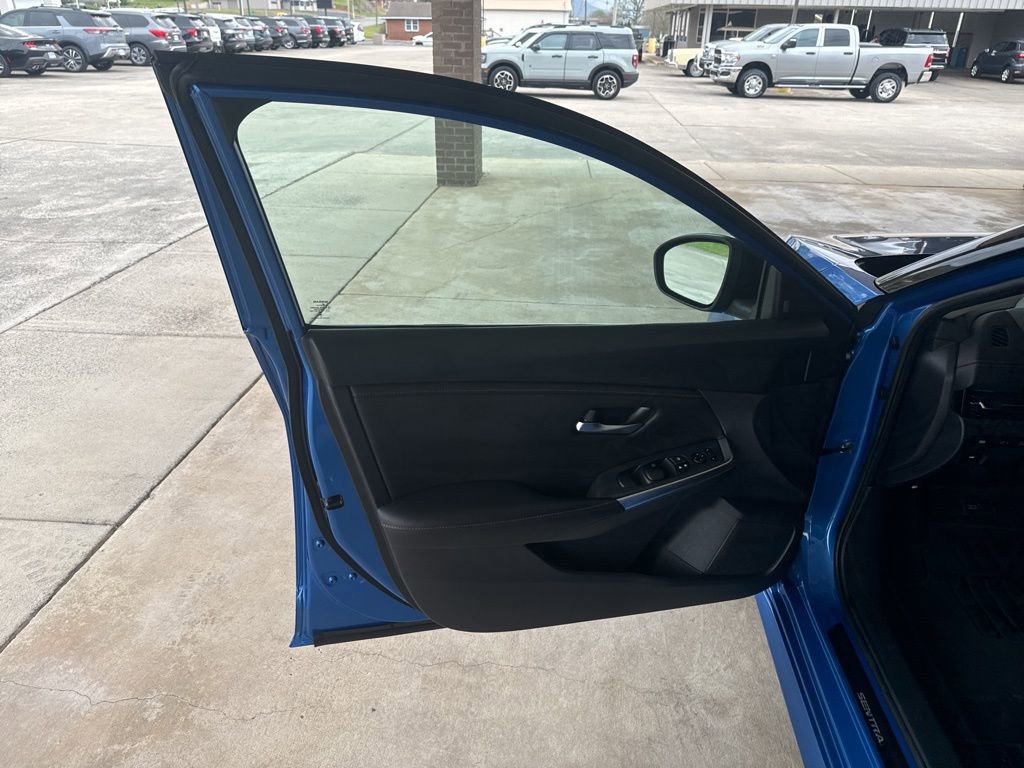 Used 2024 Nissan Sentra SR image 15