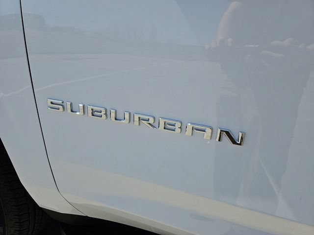 New 2026 Chevrolet Suburban LS w/ Max Trailering Package RWD image 32