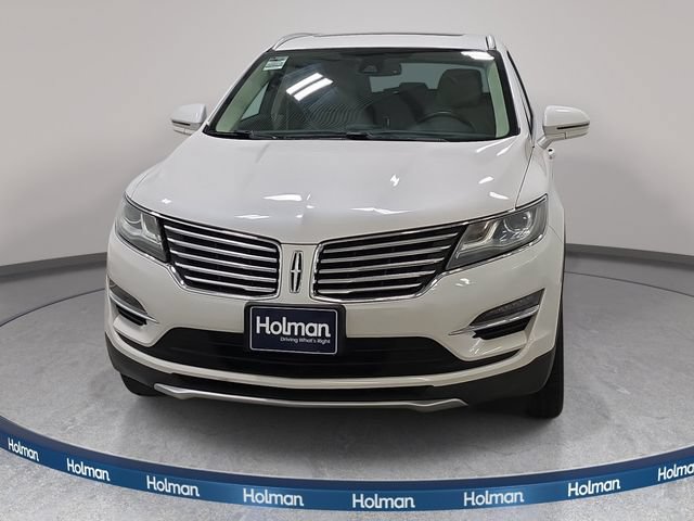 Used 2017 Lincoln MKC Reserve w/ Lincoln MKC Climate Package AWD/4WD image 2