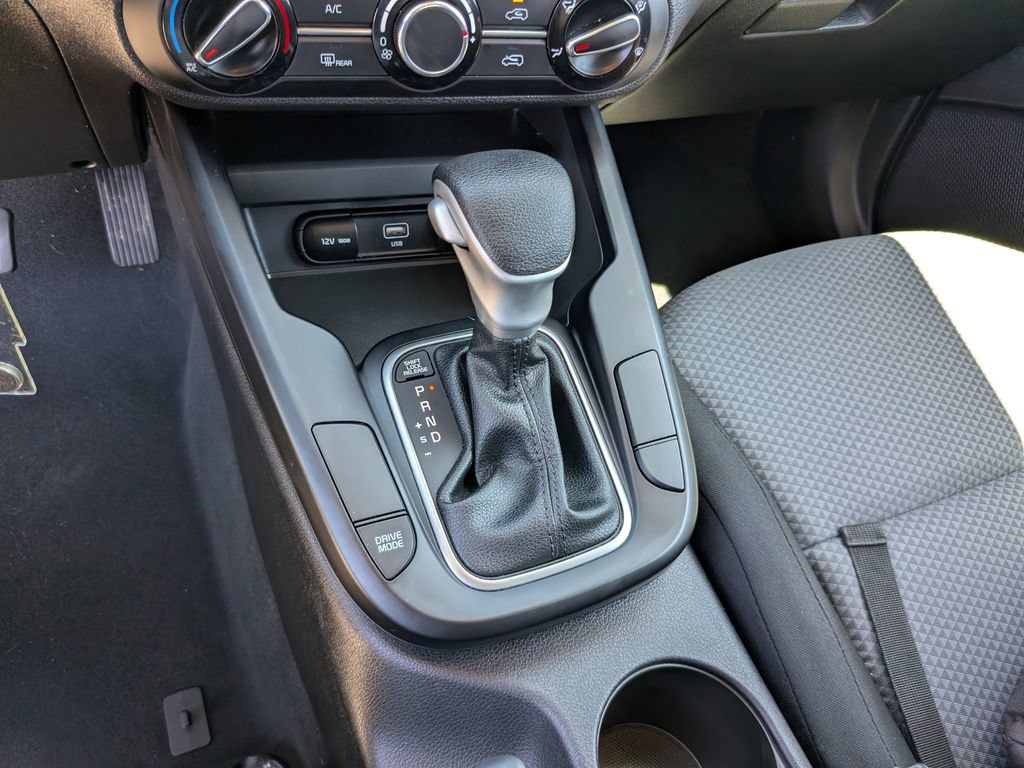Certified 2023 Kia Soul LX w/ LX Technology Package FWD image 24