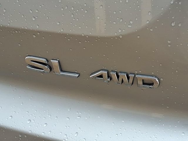 Used 2025 Nissan Pathfinder SL AWD/4WD image 27