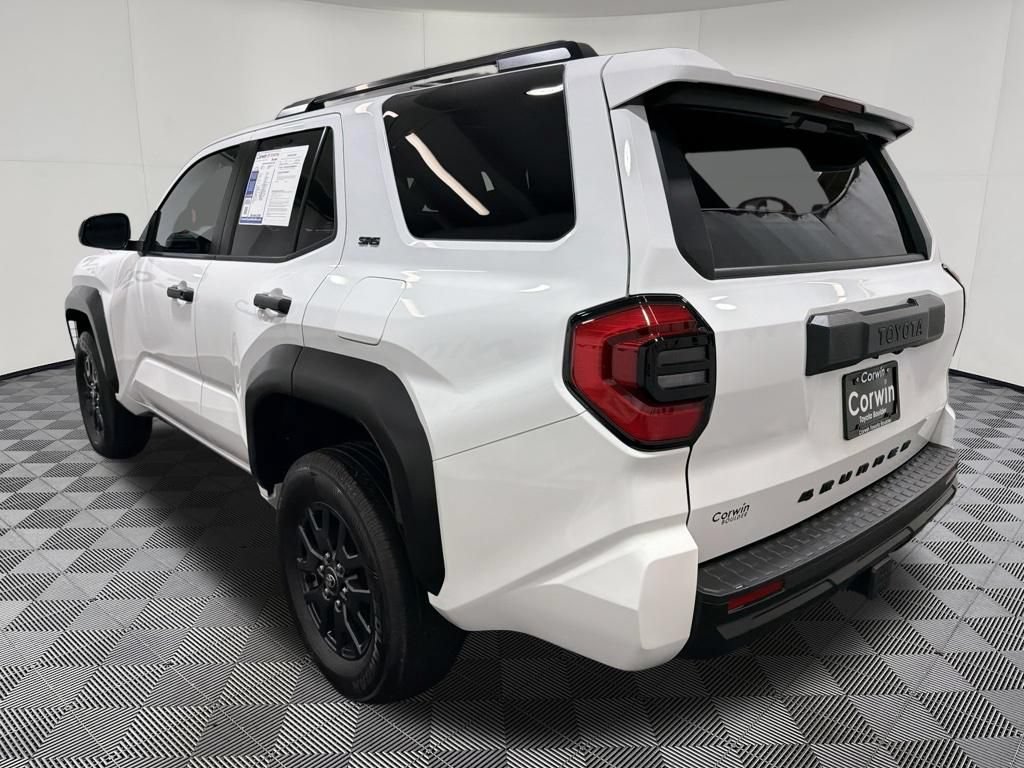 Used 2026 Toyota 4Runner SR5 AWD/4WD image 5