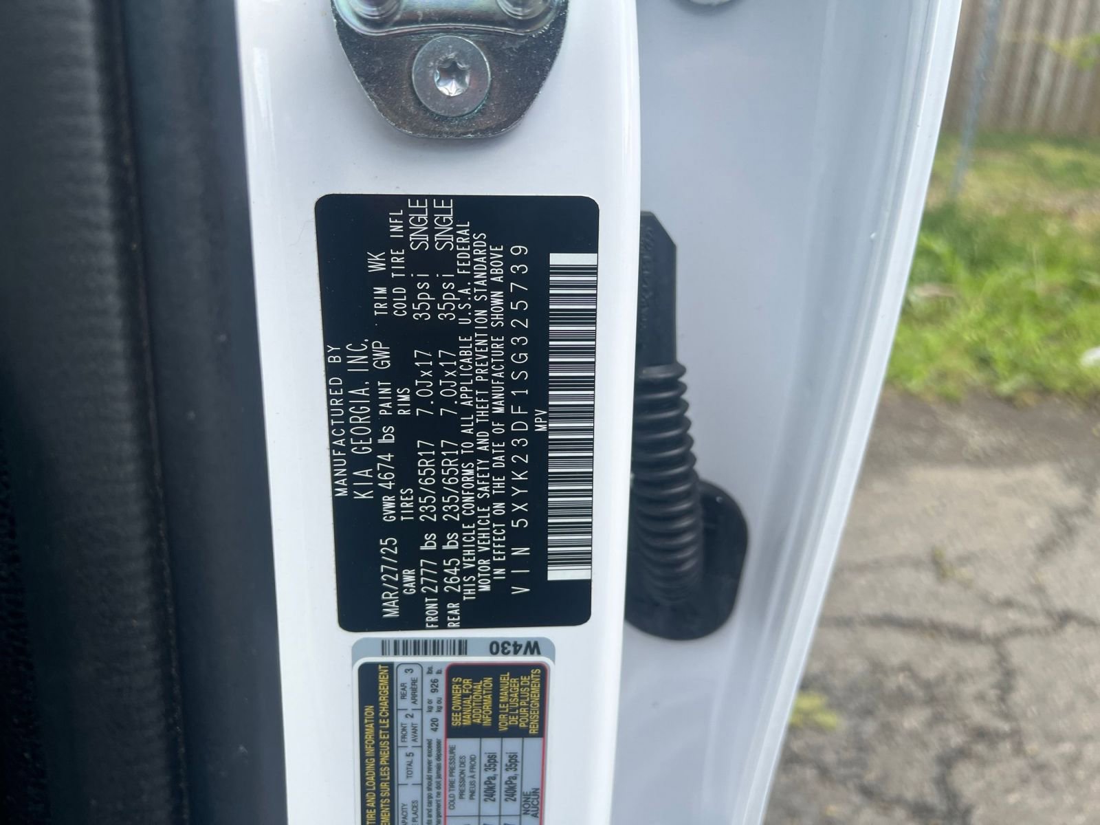 Used 2025 Kia Sportage LX FWD image 28