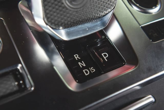 Used 2022 Jaguar F-PACE SVR AWD/4WD image 43