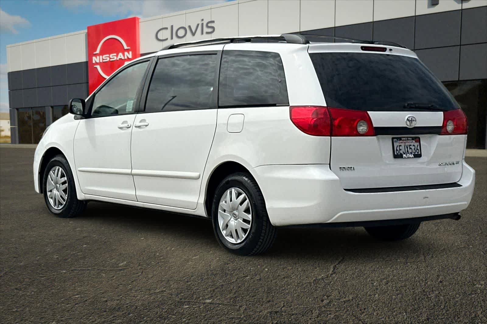 Used 2008 Toyota Sienna CE FWD image 7