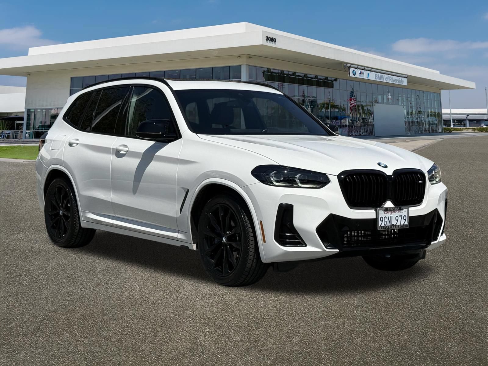 Certified 2023 BMW X3 M40i w/ Shadowloine Package AWD/4WD image 2