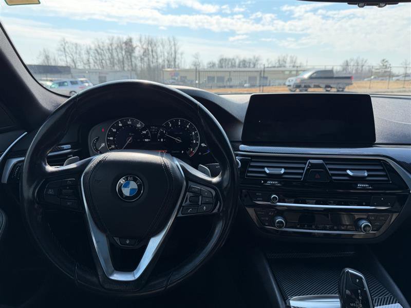 Used 2018 BMW 530i xDrive image 20
