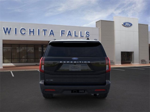 New 2025 Ford Expedition Active image 5