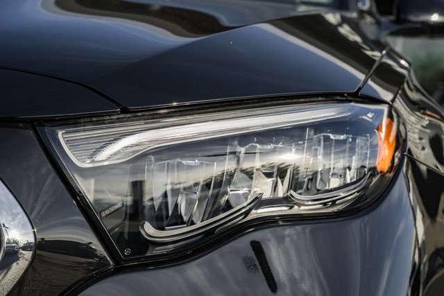 New 2026 Mercedes-Benz E 350 4MATIC Sedan image 13