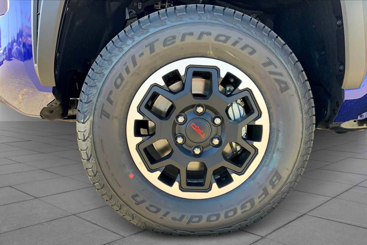 New 2025 Toyota Tacoma TRD Off-Road image 11