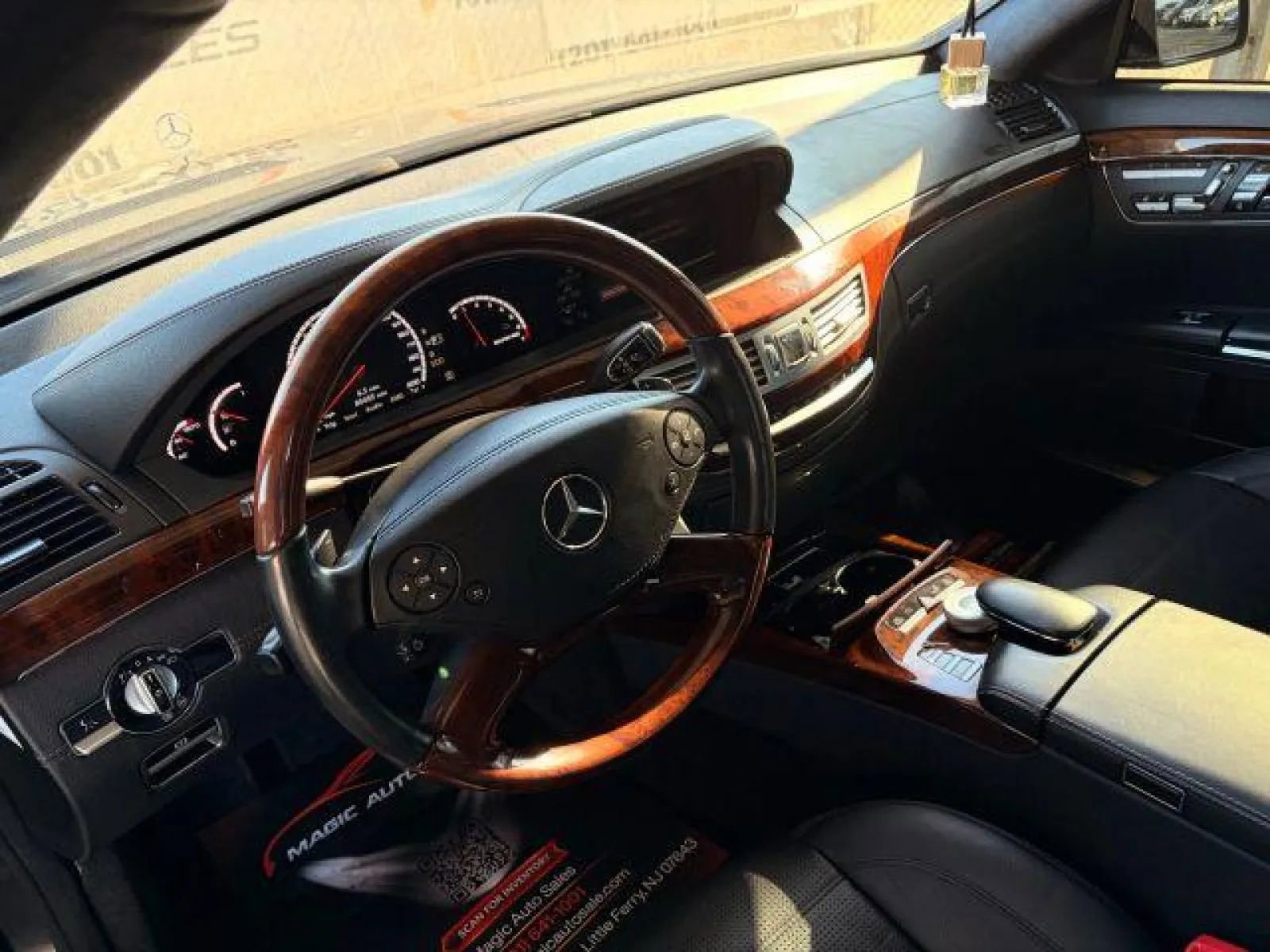 Used 2011 Mercedes-Benz S 63 AMG image 18