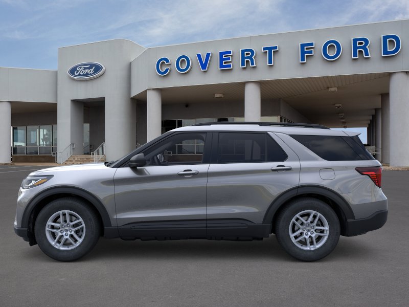 New 2026 Ford Explorer Active RWD image 3