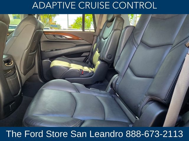 Used 2018 Cadillac Escalade Luxury image 13