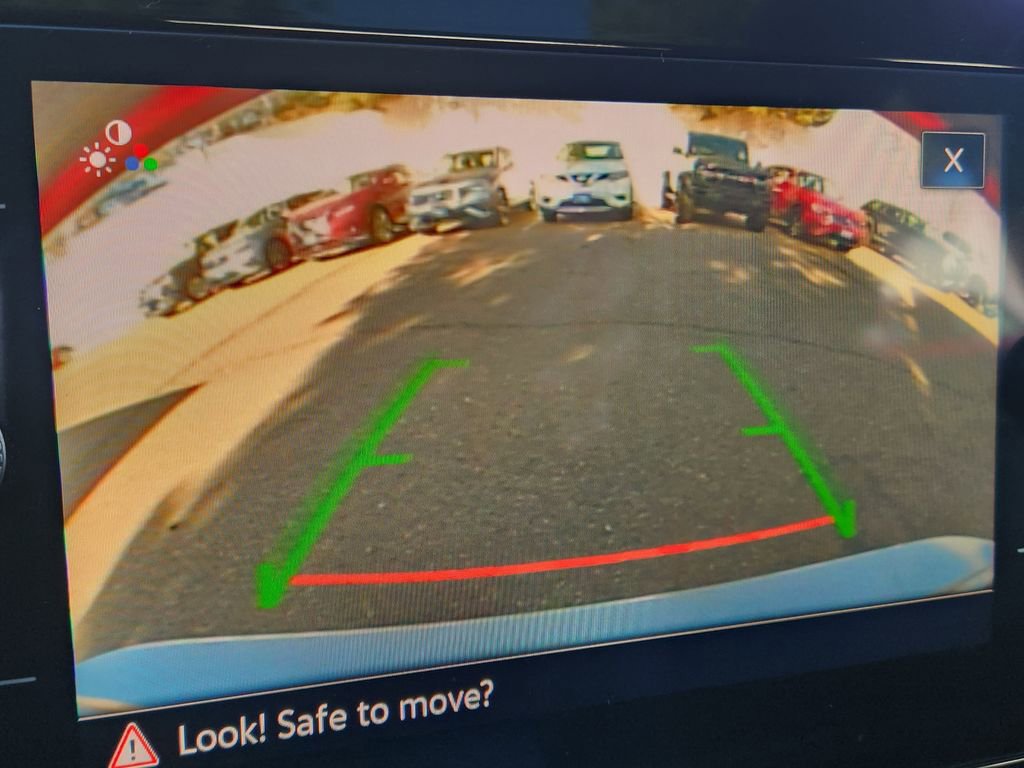 Certified 2025 Volkswagen Jetta SE image 22