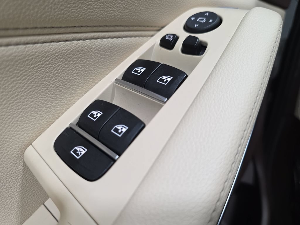 Used 2019 BMW X5 xDrive40i w/ Premium Package AWD/4WD image 24