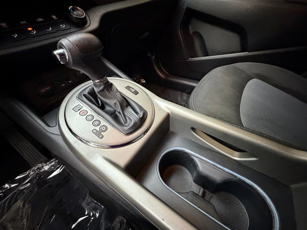Used 2015 Kia Sportage LX image 19