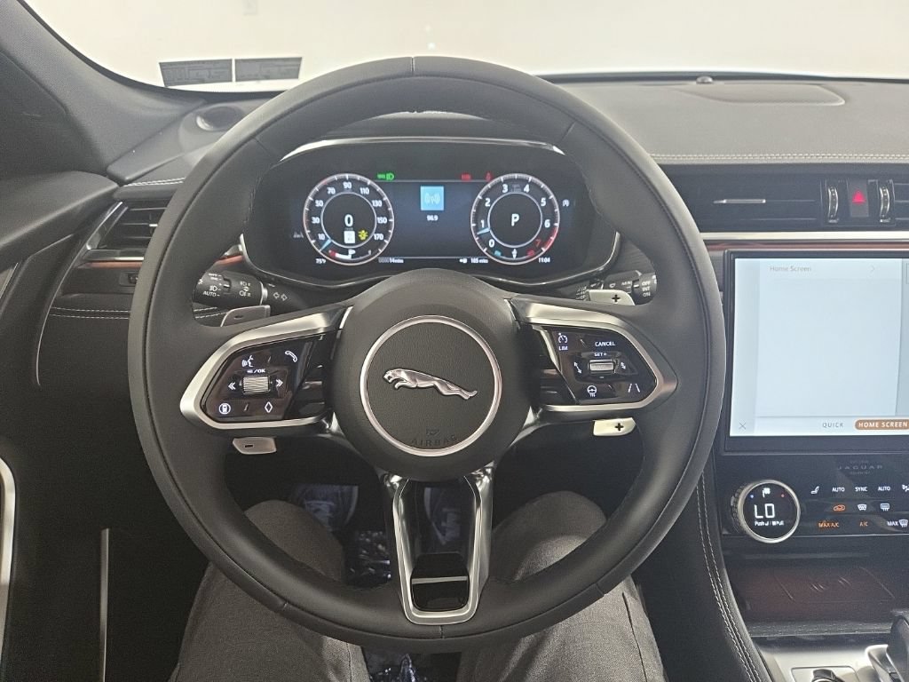 New 2026 Jaguar F-PACE R-Dynamic S AWD/4WD image 10