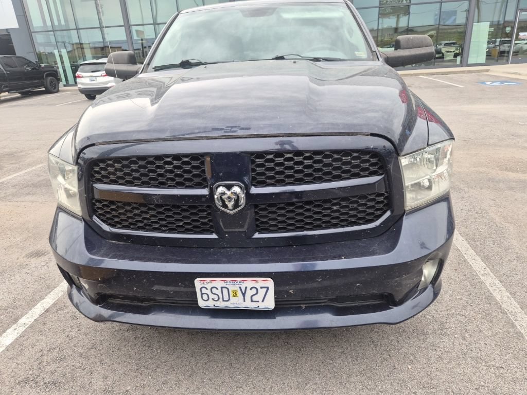 Used 2014 RAM 1500 Express RWD image 2