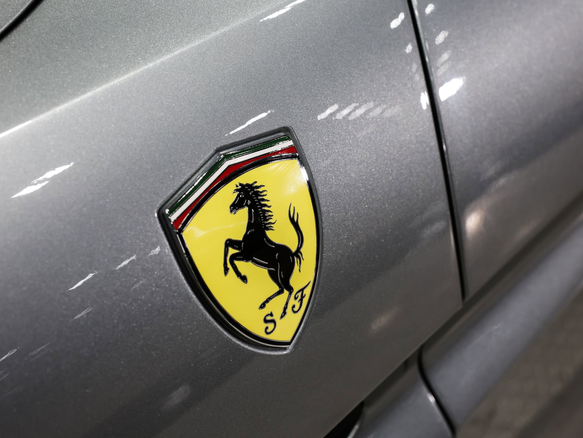 Used 2019 Ferrari Portofino image 30