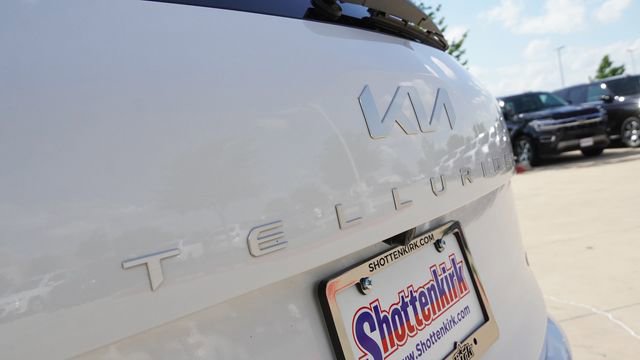 Used 2023 Kia Telluride SX Prestige X-Pro AWD/4WD image 12