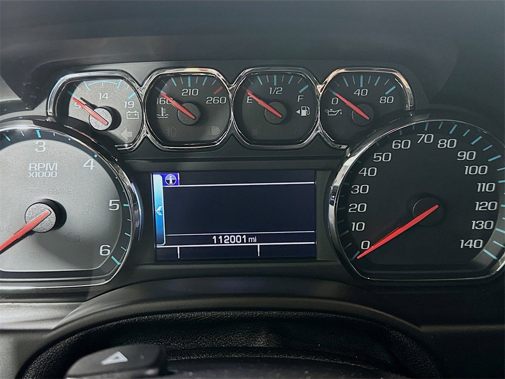 Used 2018 Chevrolet Suburban LT image 38