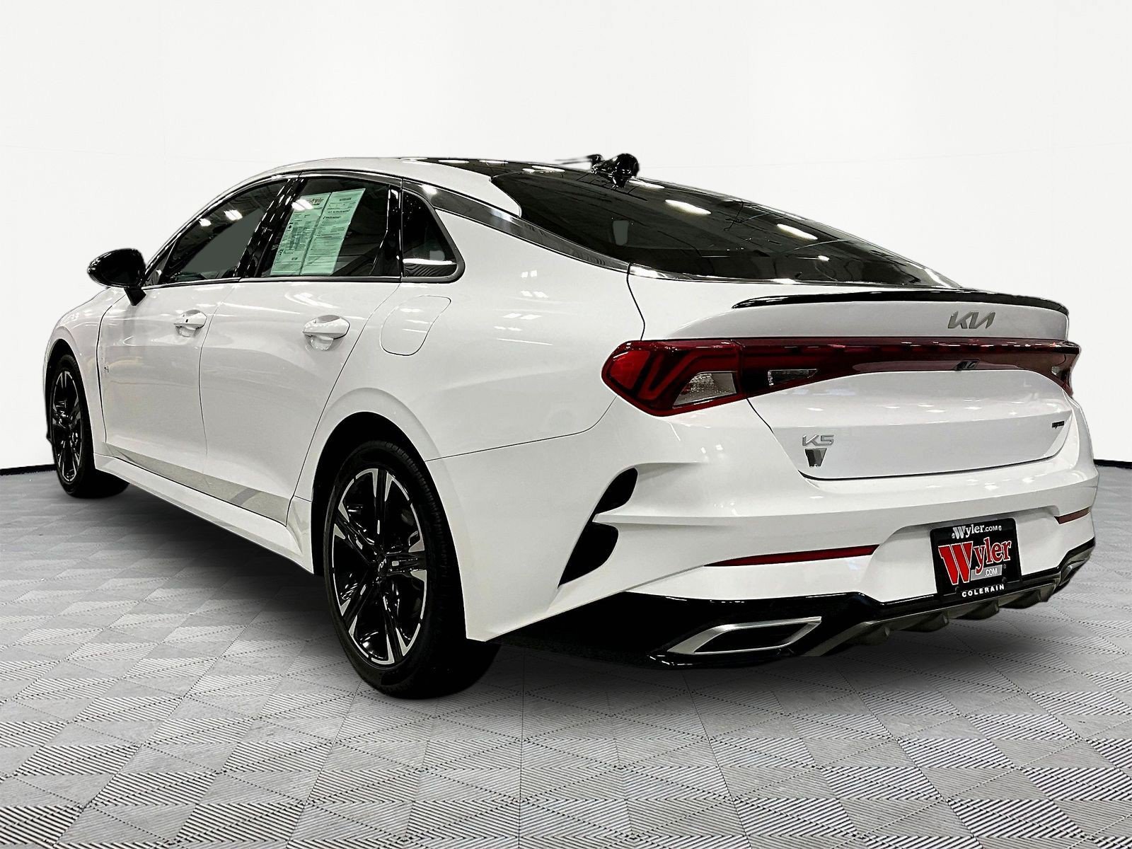 Used 2024 Kia K5 GT-Line FWD image 4