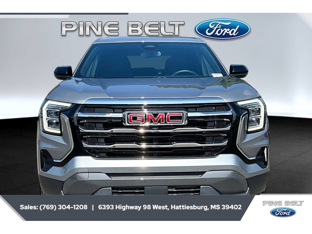Used 2025 GMC Terrain Elevation FWD image 3