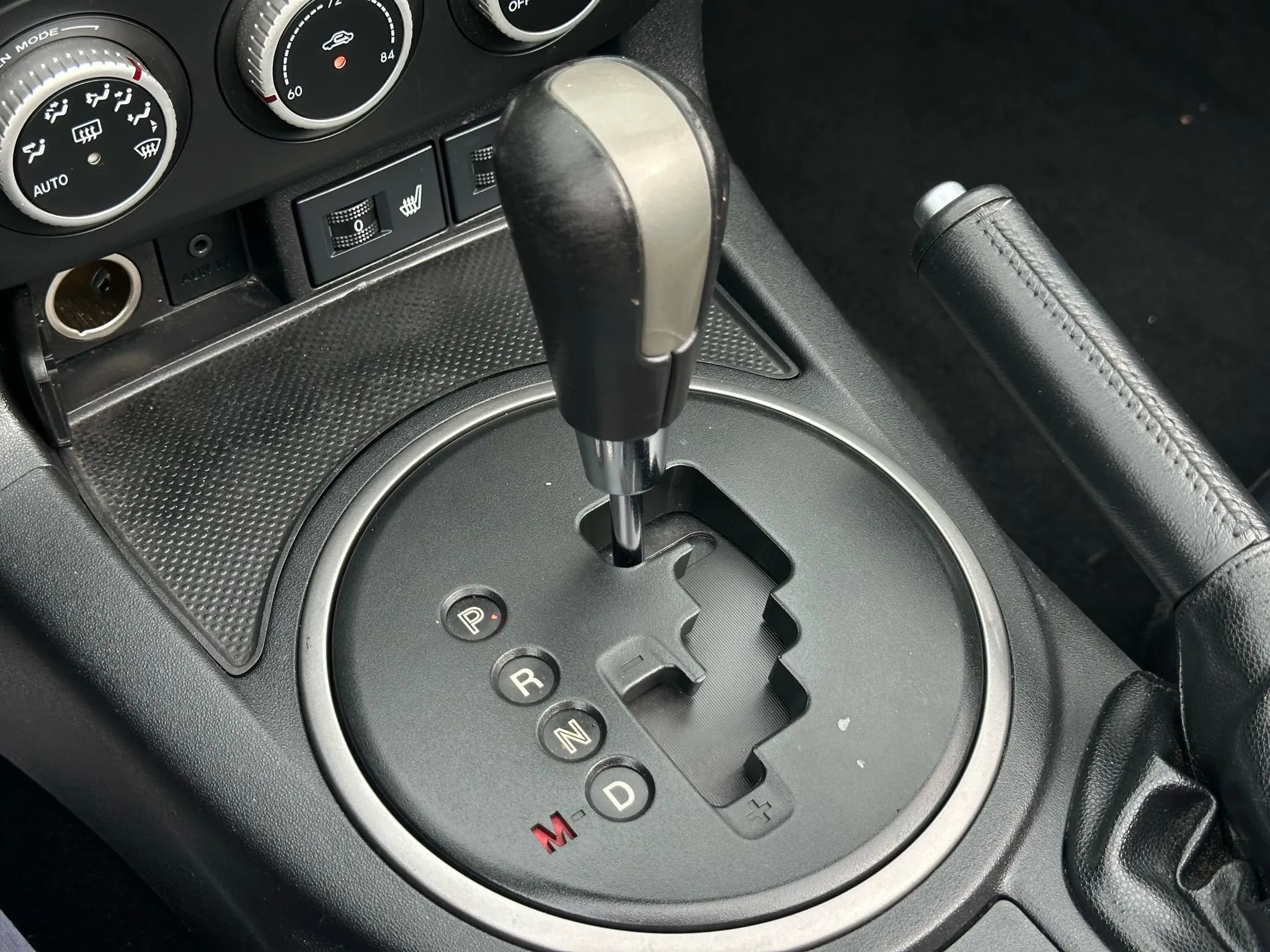 Used 2012 MAZDA MX-5 Miata Grand Touring w/ Premium Pkg image 27