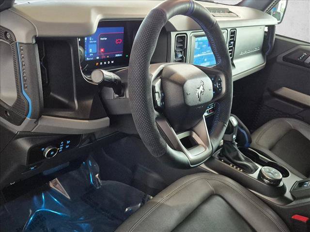 Used 2023 Ford Bronco Black Diamond w/ Sasquatch Package AWD/4WD image 9