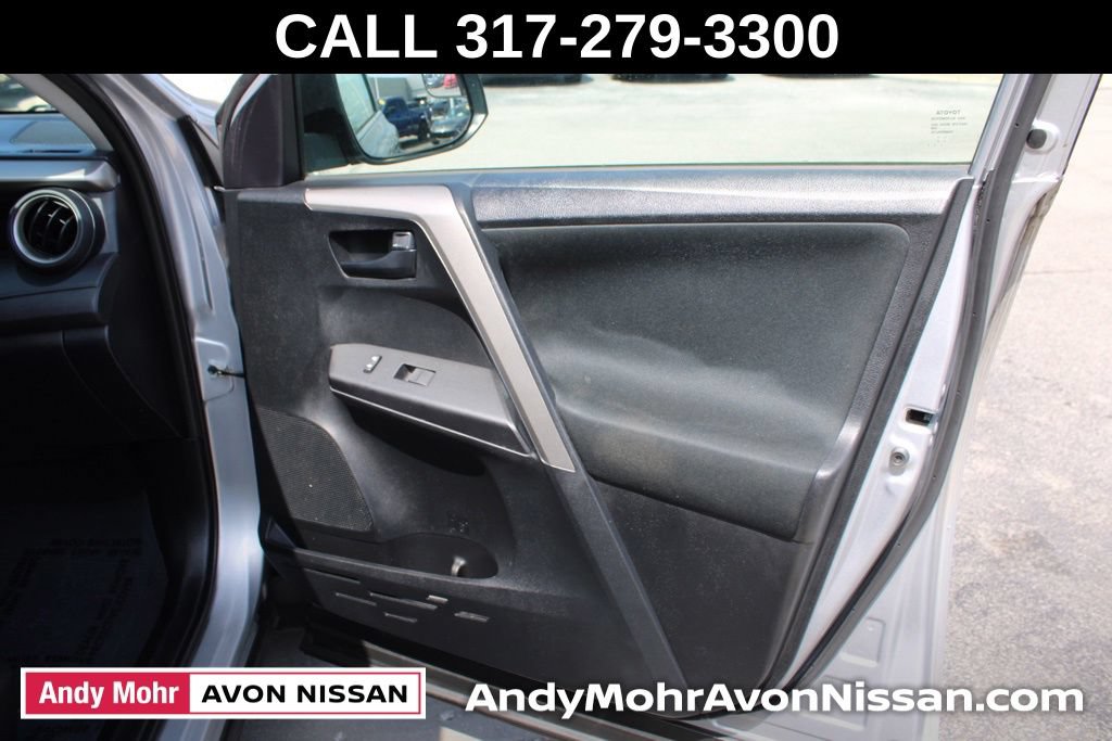 Used 2016 Toyota RAV4 LE AWD/4WD image 21
