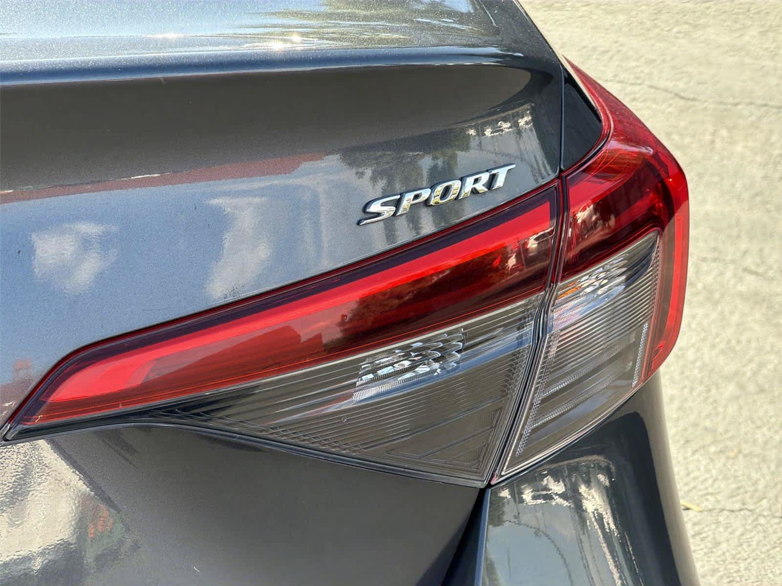 Used 2022 Honda Civic Sport image 8