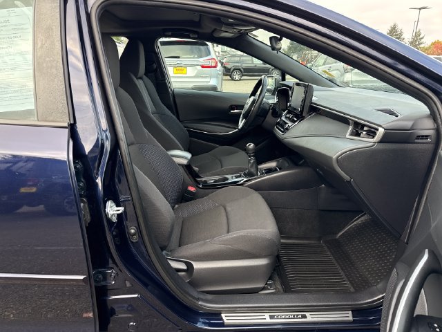 Used 2022 Toyota Corolla SE FWD image 9
