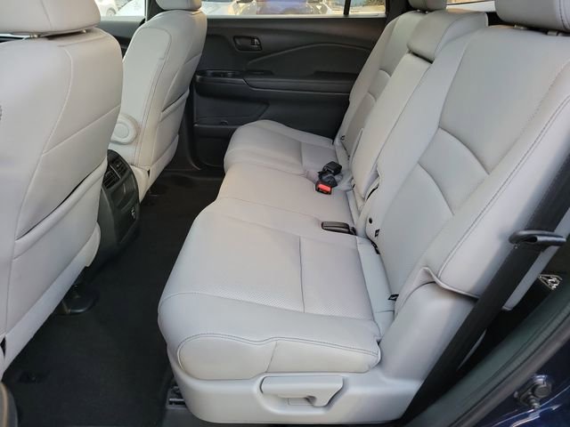 Used 2023 Honda Passport EX-L image 11