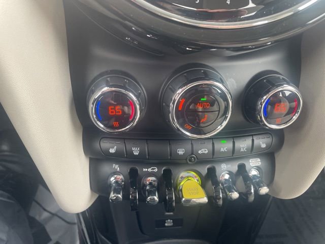 Used 2024 MINI Cooper SE image 17