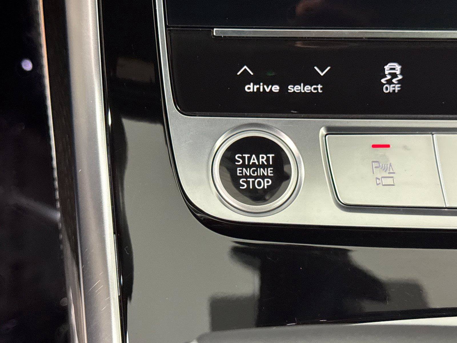 Certified 2026 Audi Q7 3.0T Premium Plus AWD/4WD image 23