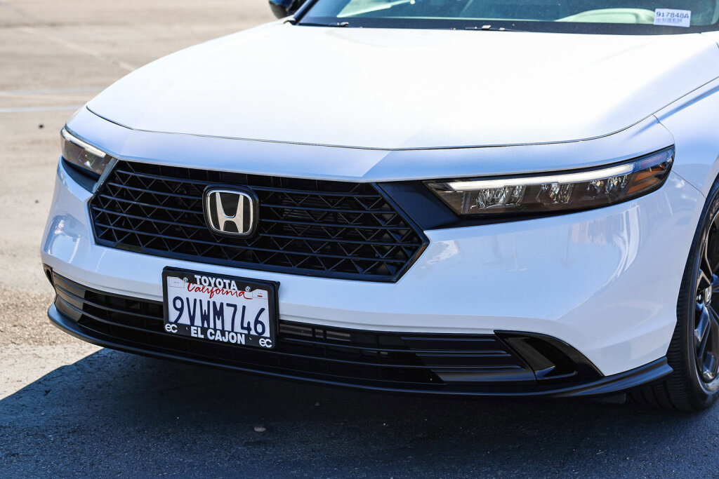 Used 2025 Honda Accord SE image 22