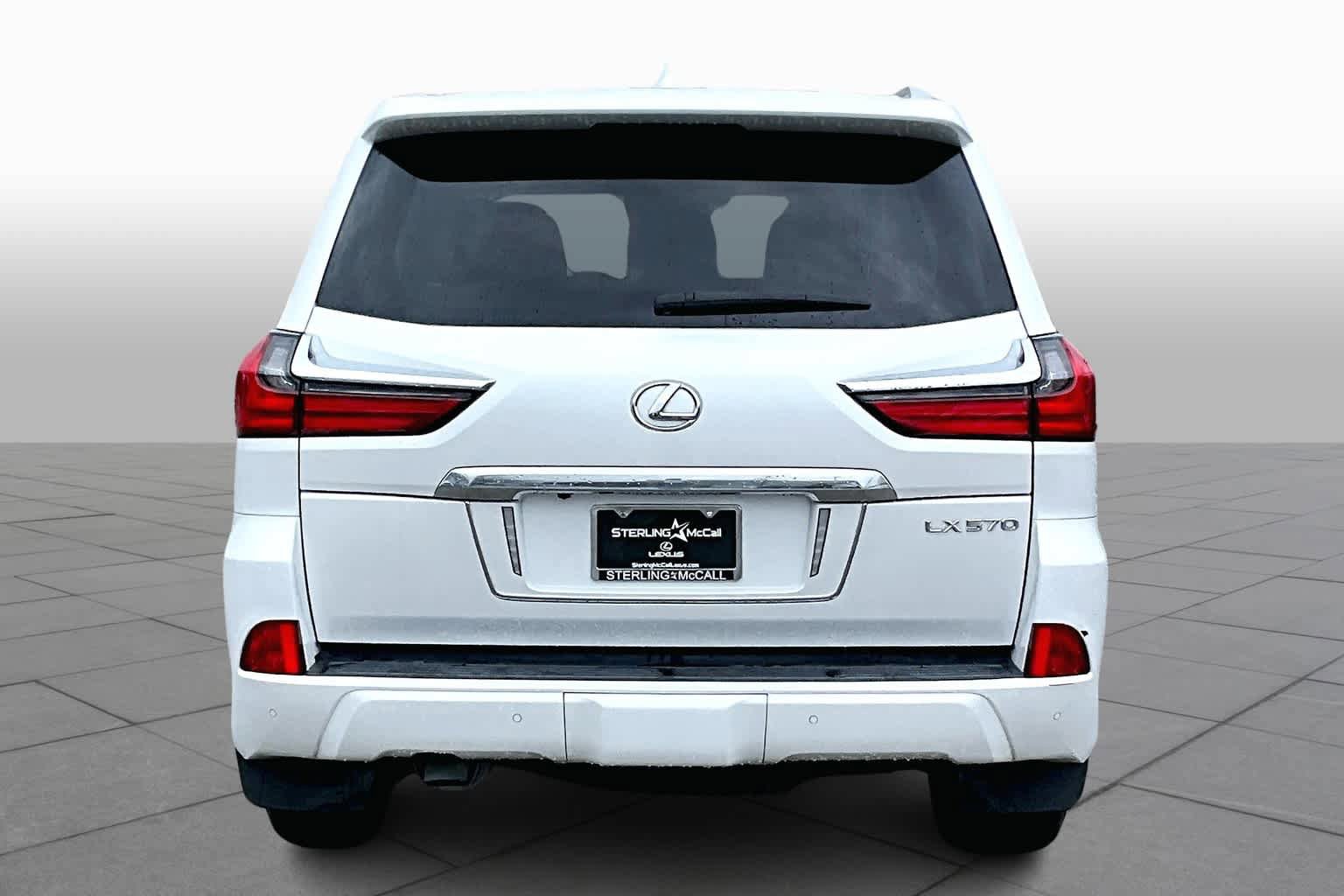Used 2020 Lexus LX 570 4WD w/ Luxury Package image 5