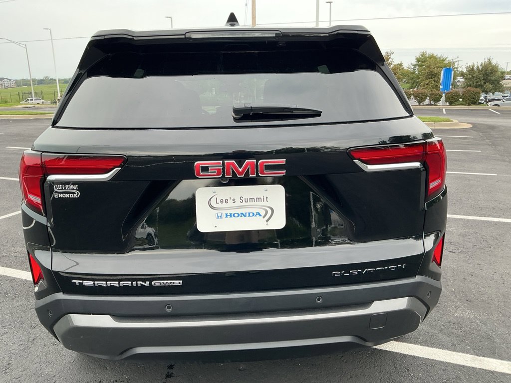 Used 2026 GMC Terrain Elevation AWD/4WD image 10