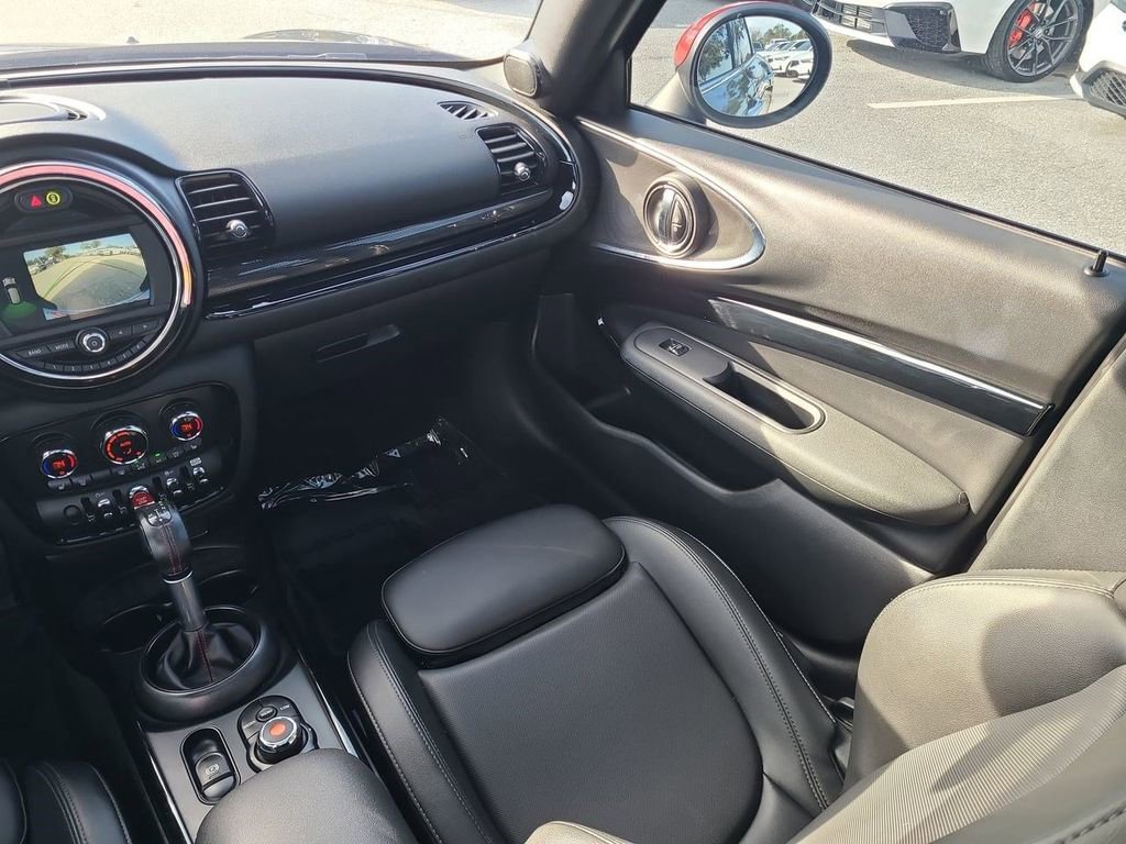 Used 2019 MINI Cooper Clubman S image 3