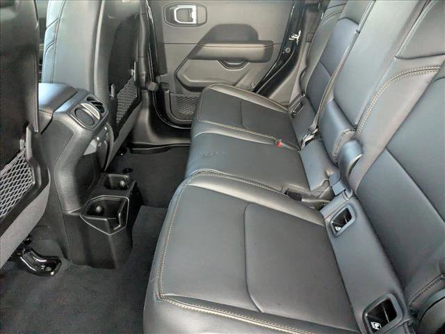 New 2025 Jeep Gladiator Sport image 14