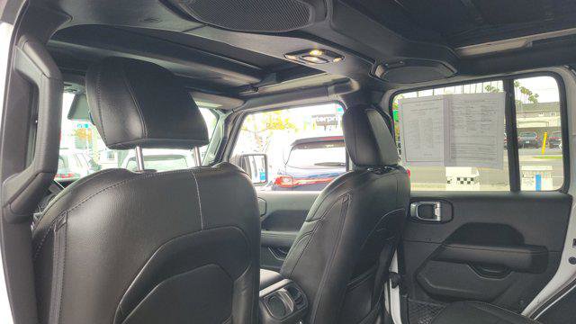 Used 2023 Jeep Wrangler Unlimited Sahara w/ LED Lighting Group AWD/4WD image 13