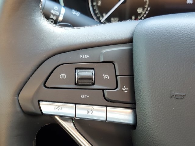 Certified 2024 Cadillac XT6 Luxury FWD image 25
