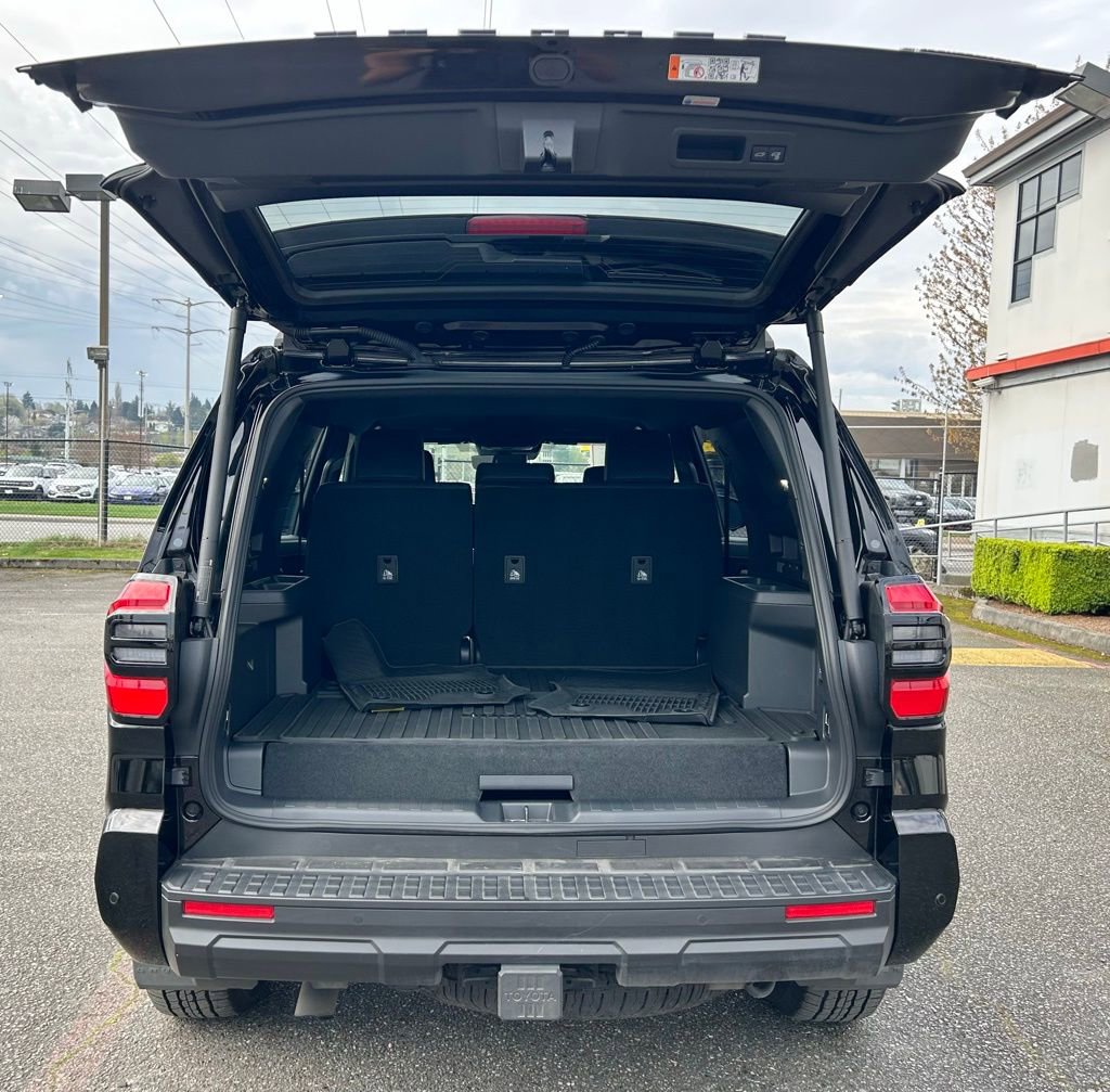 Certified 2025 Toyota 4Runner TRD Off-Road Premium w/ Tow Technology Package image 25