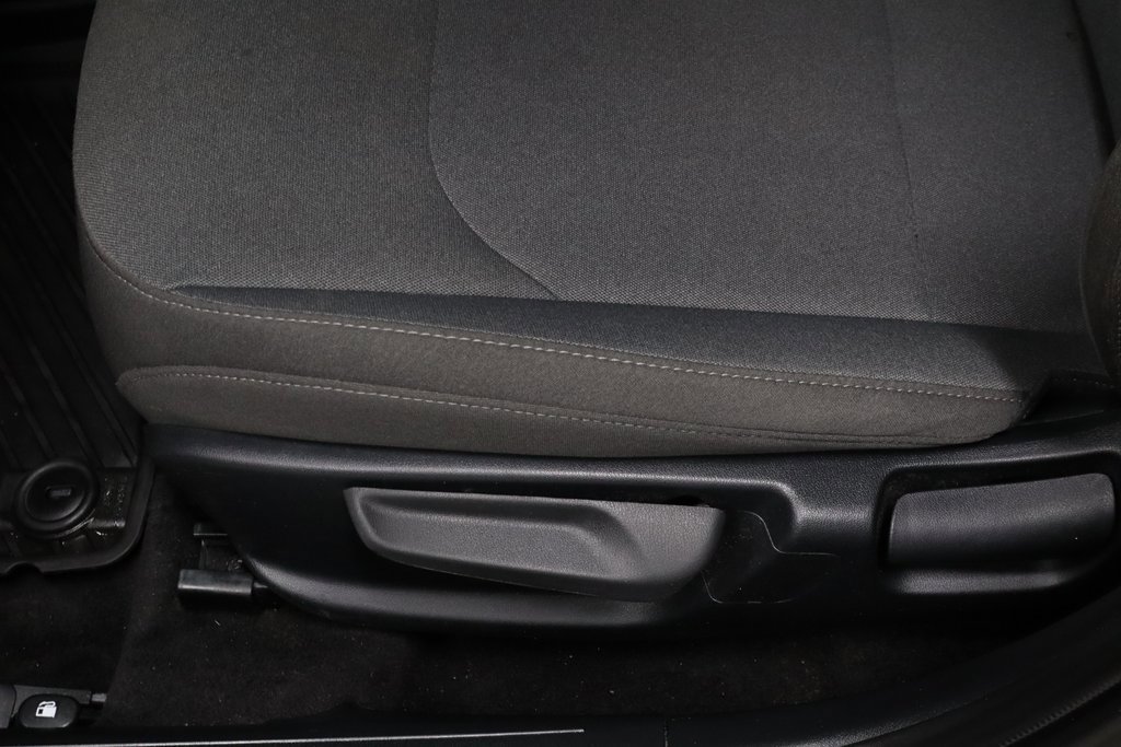 Used 2025 Kia K4 LXS image 22